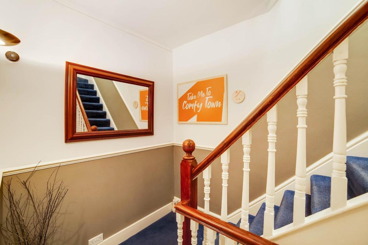 Airport Lodge Farnborough  Bagian luar foto