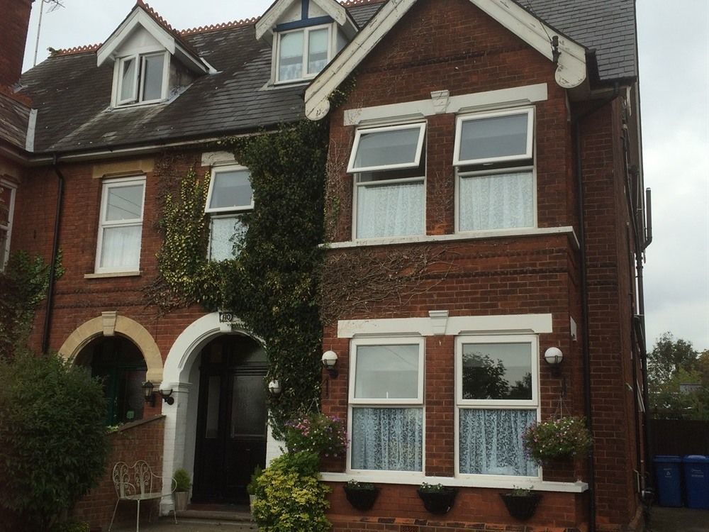 Airport Lodge Farnborough  Bagian luar foto